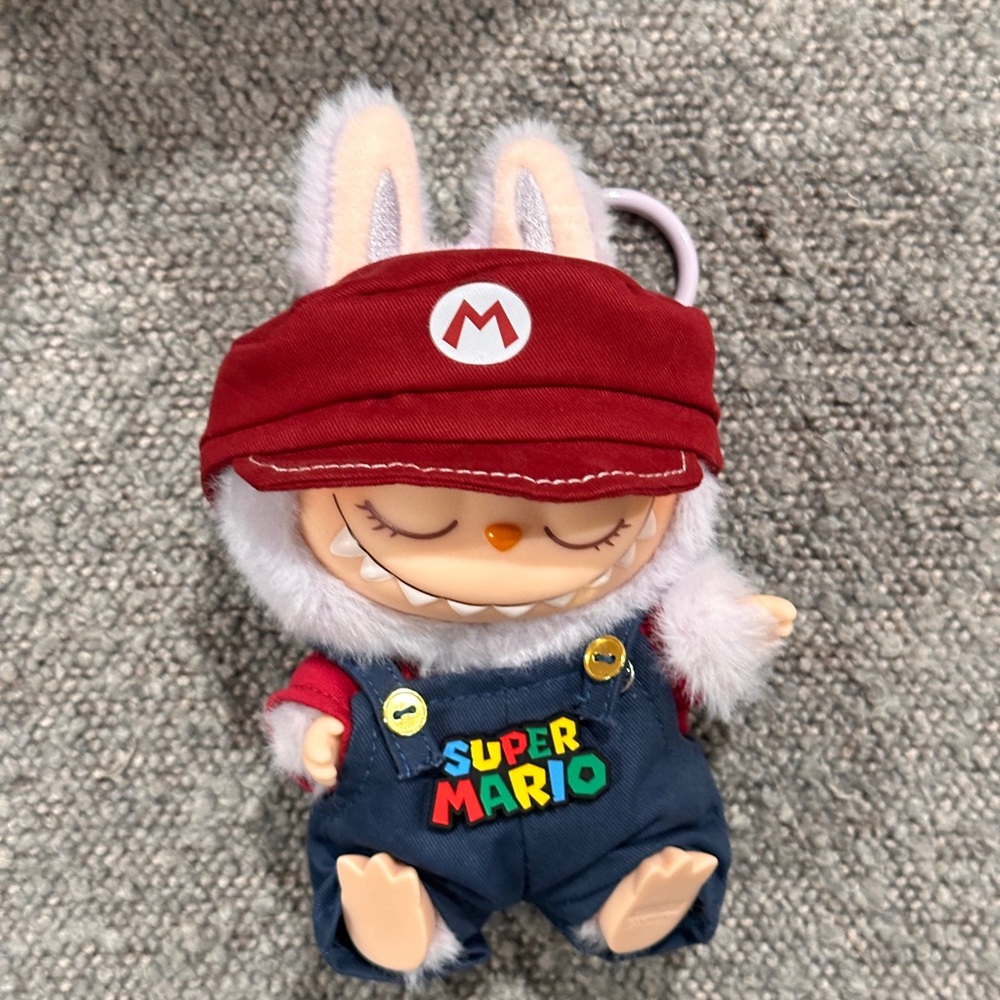 THE MONSTERS - Have a Seat Vinyl Plush Zizi